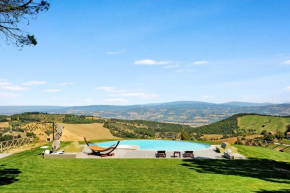 TODI - VILLA DI LUSSO CON PISCINA A SFIORO E VISTA A 360°